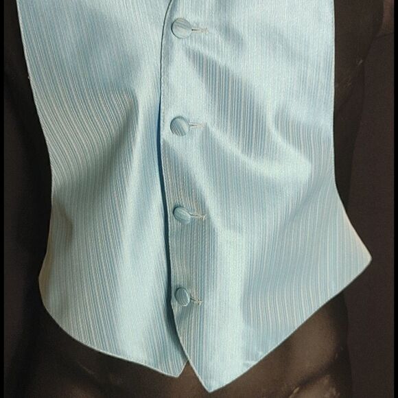 BOY'S LARR BRIO 3 PIECE FORMAL TUXEDO VEST - Picture 3 of 6